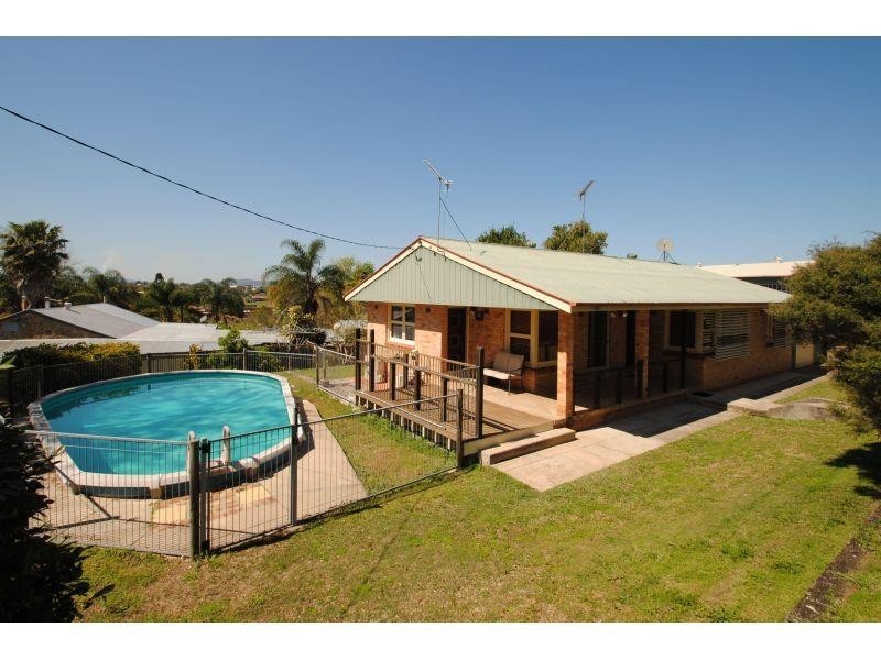 4 Roma Street, Monkland QLD 4570