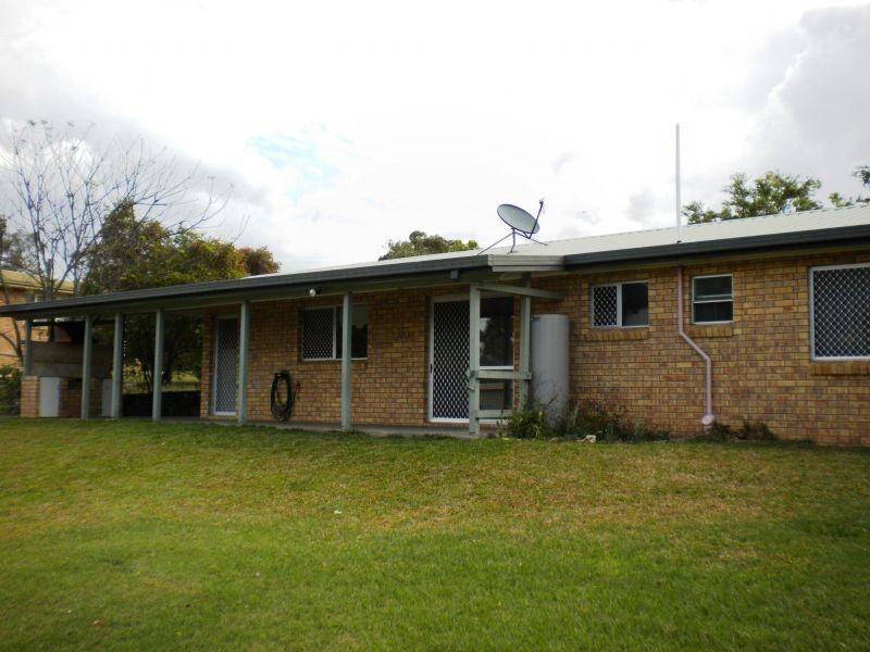 127 Sorensen Rd, Southside QLD 4570