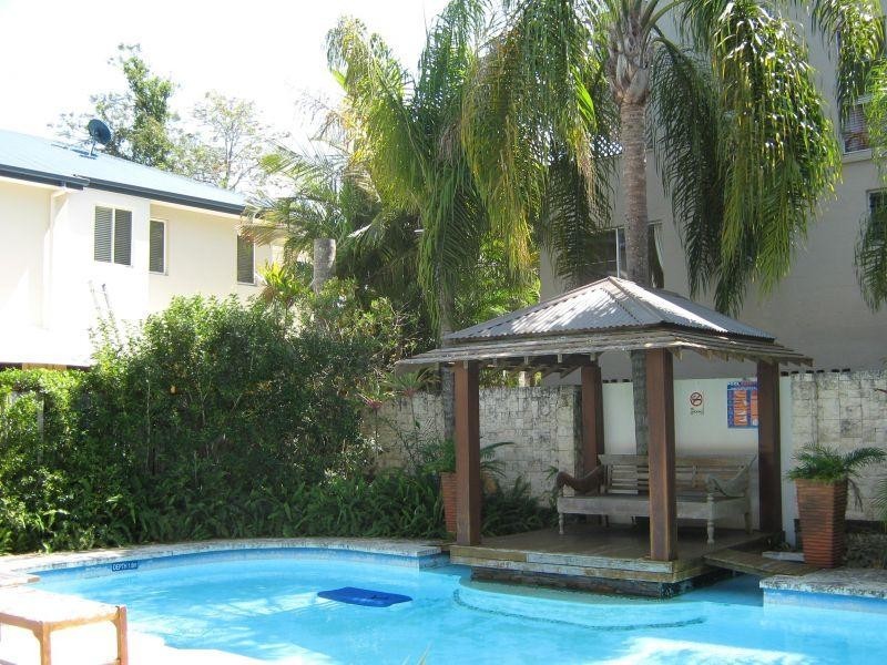 2/273-277 Weyba Road, Noosaville QLD 4566