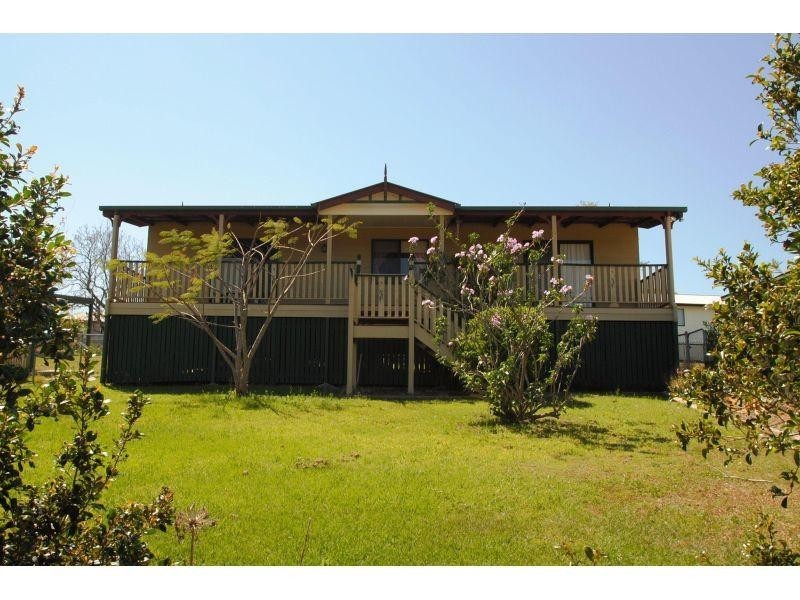 11 Walsh Ct, Monkland QLD 4570