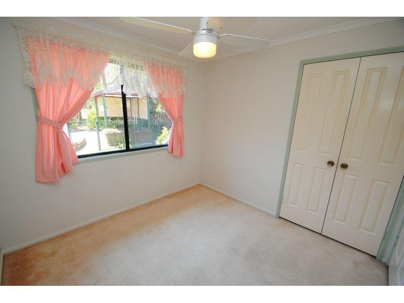 11 Walsh Ct, Monkland QLD 4570