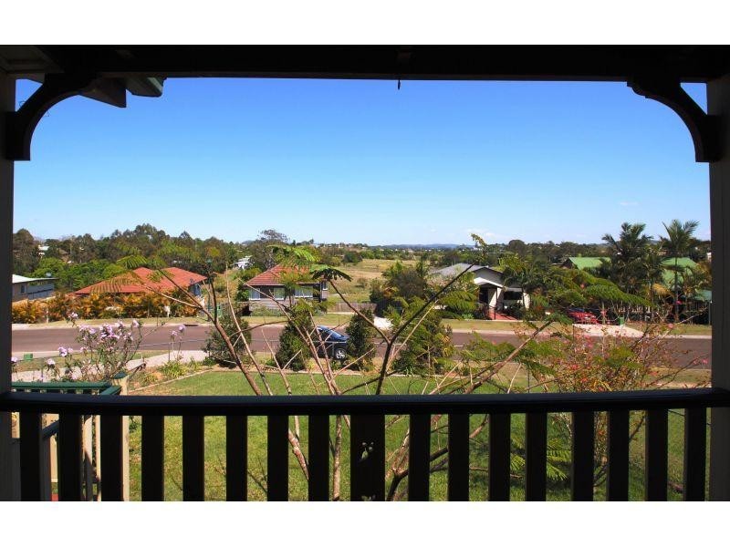 11 Walsh Ct, Monkland QLD 4570