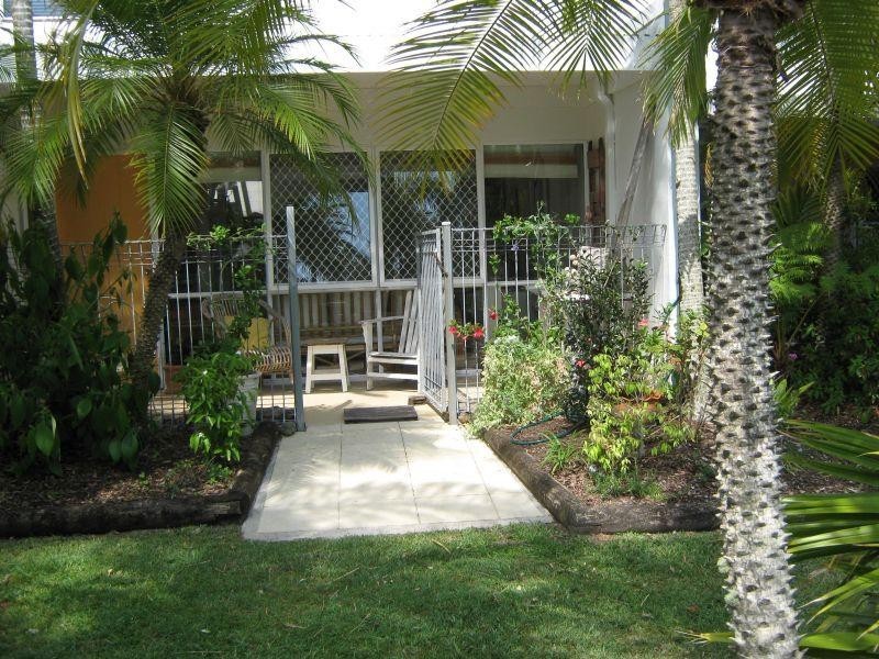 2/13 Munna Crescent, Noosaville QLD 4566