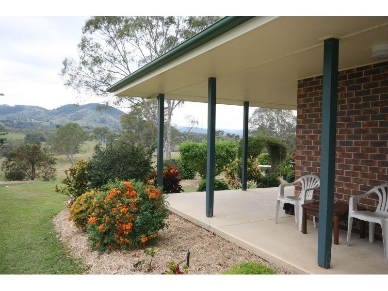 38 Shadbolt Road, Mothar Mountain QLD 4570