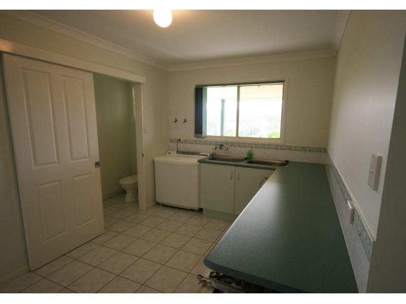 38 Shadbolt Road, Mothar Mountain QLD 4570