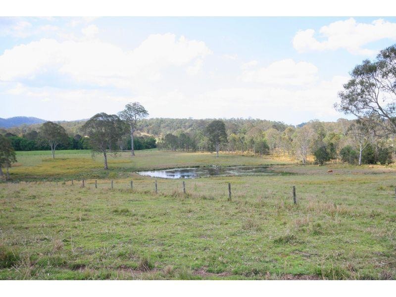 38 Shadbolt Road, Mothar Mountain QLD 4570