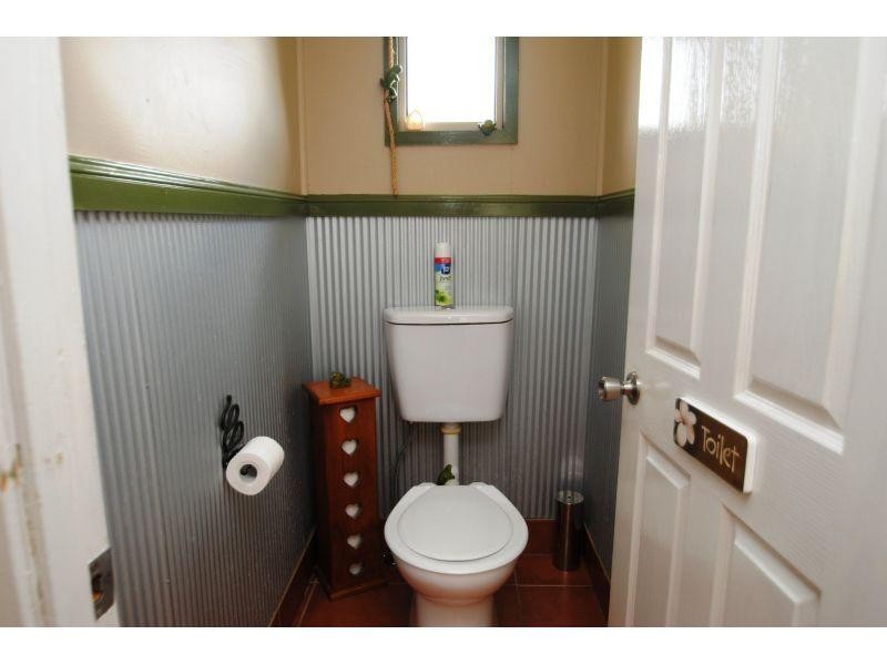 9 Jum Jum Ct, Lower Wonga QLD 4570