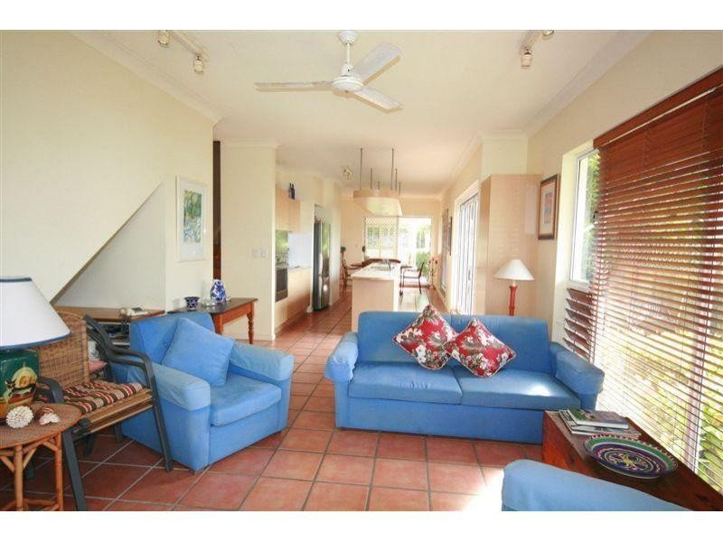 2/3 William Street, Noosaville QLD 4566