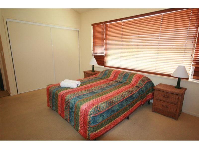 2/3 William Street, Noosaville QLD 4566