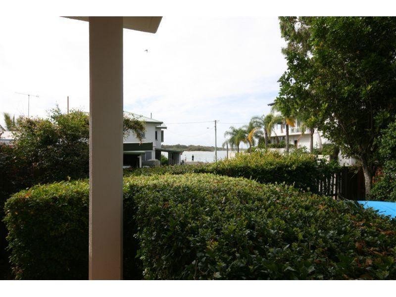 2/3 William Street, Noosaville QLD 4566