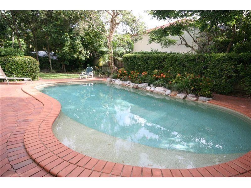 2/3 William Street, Noosaville QLD 4566