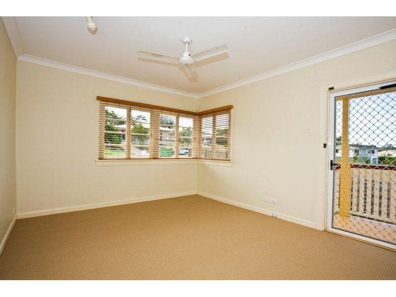 18 Walsh Ct, Monkland QLD 4570