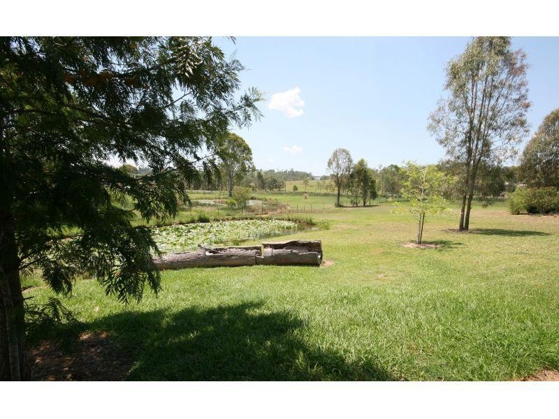 27 Tea Tree Ct, The Palms QLD 4570