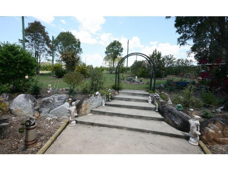 27 Tea Tree Ct, The Palms QLD 4570