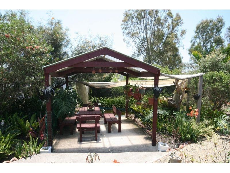 27 Tea Tree Ct, The Palms QLD 4570