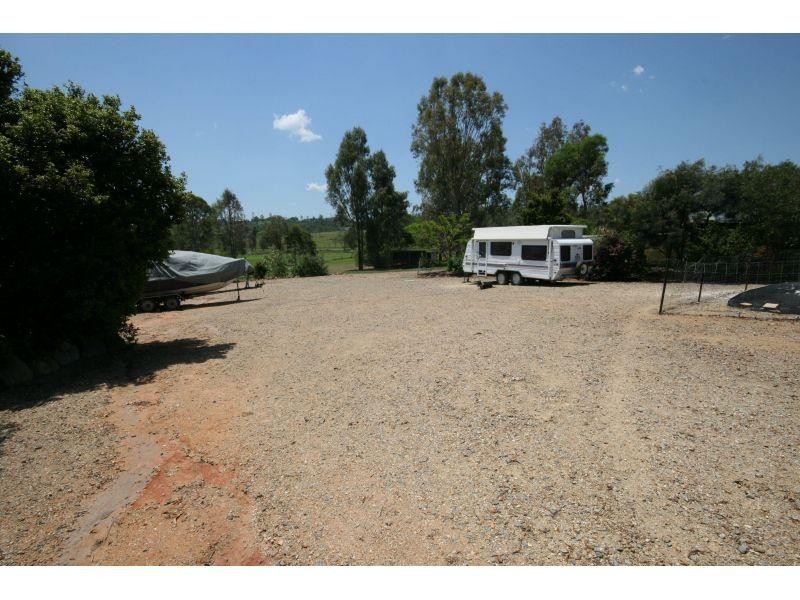 27 Tea Tree Ct, The Palms QLD 4570