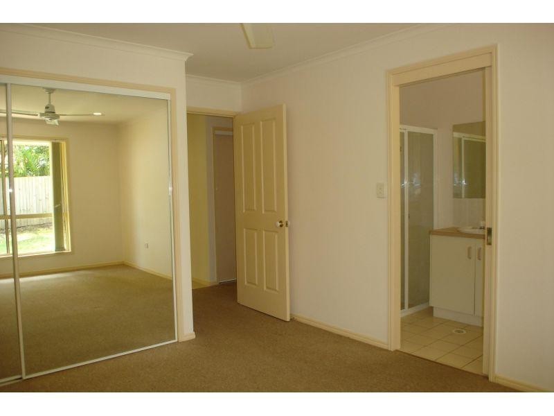 145 Outlook Dr, Tewantin QLD 4565