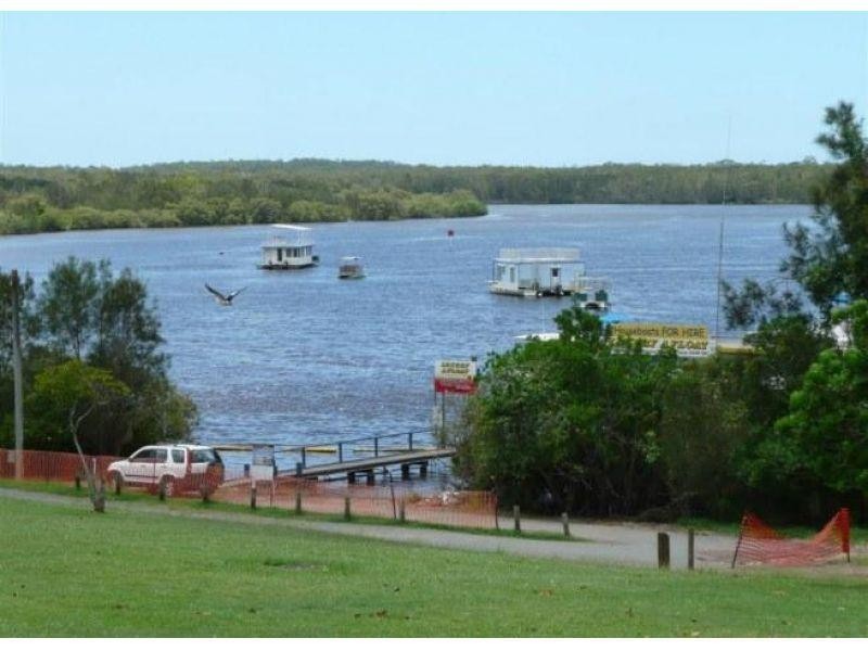 79 Ward St, Tewantin QLD 4565