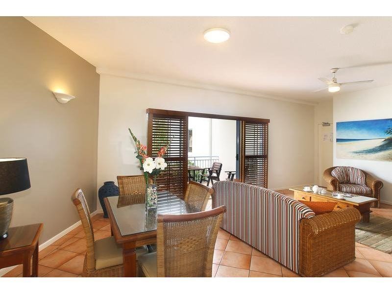 4/7 Edward Street, Noosaville QLD 4566