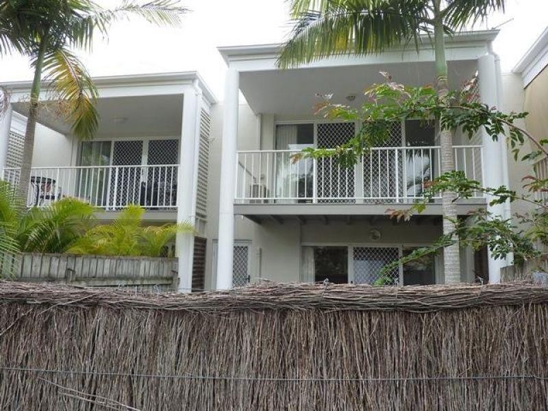 2/14 Barbados Crescent, Noosaville QLD 4566