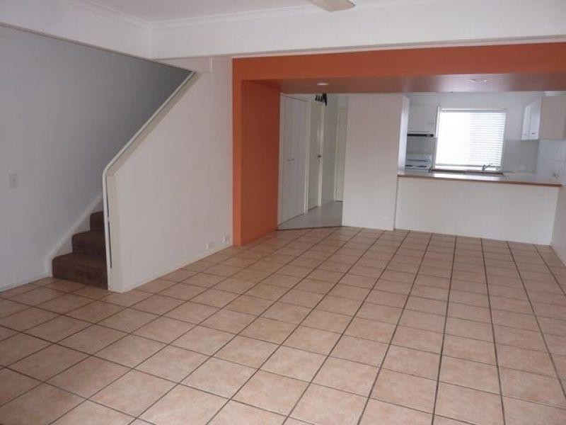 2/14 Barbados Crescent, Noosaville QLD 4566