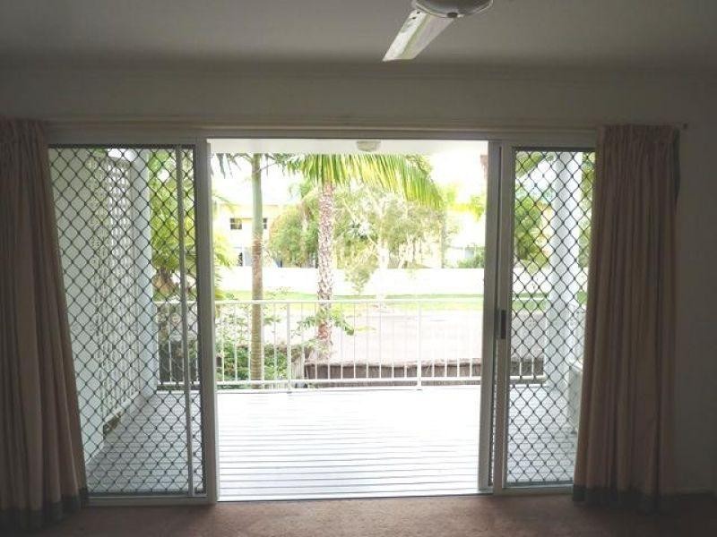 2/14 Barbados Crescent, Noosaville QLD 4566