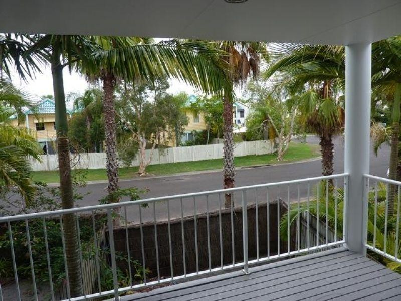 2/14 Barbados Crescent, Noosaville QLD 4566
