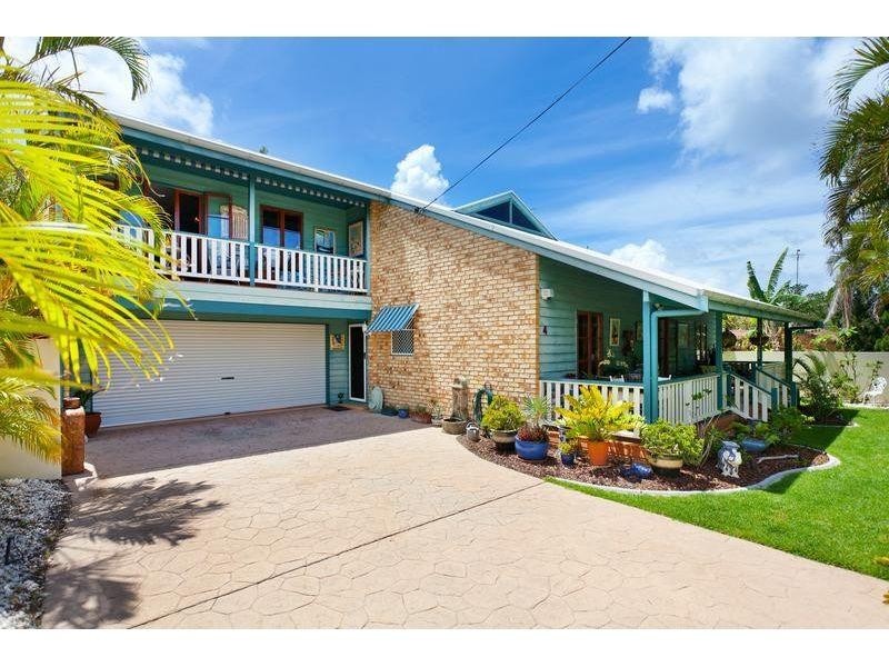 4 Gretel Court, Sunrise Beach QLD 4567