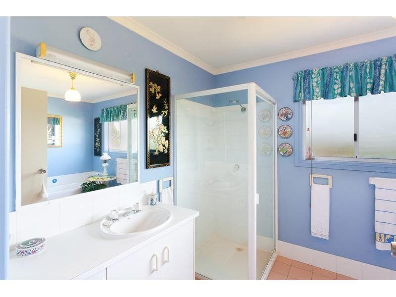 4 Gretel Court, Sunrise Beach QLD 4567