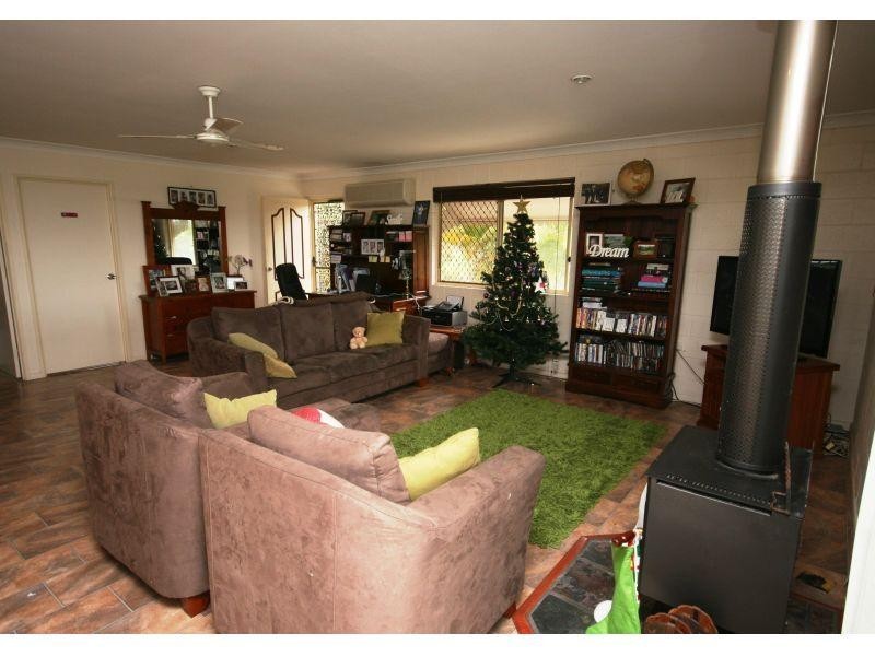 171 Rammutt Road, Chatsworth QLD 4570