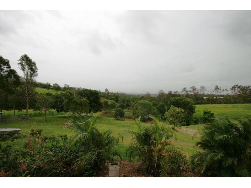 171 Rammutt Road, Chatsworth QLD 4570