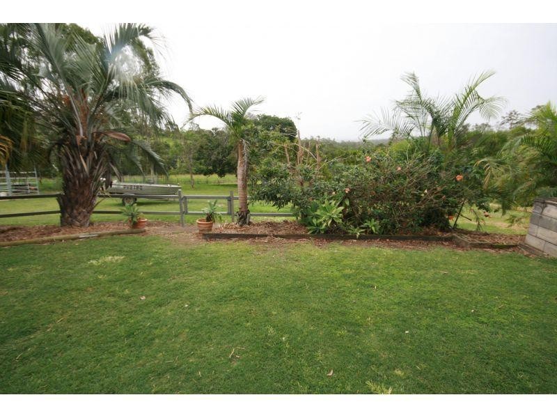 171 Rammutt Road, Chatsworth QLD 4570