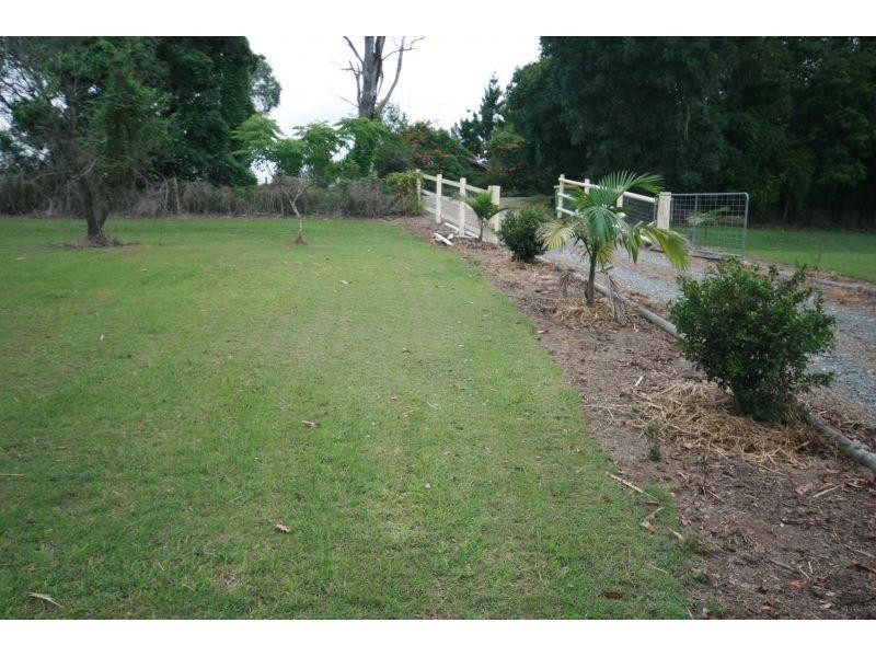 171 Rammutt Road, Chatsworth QLD 4570