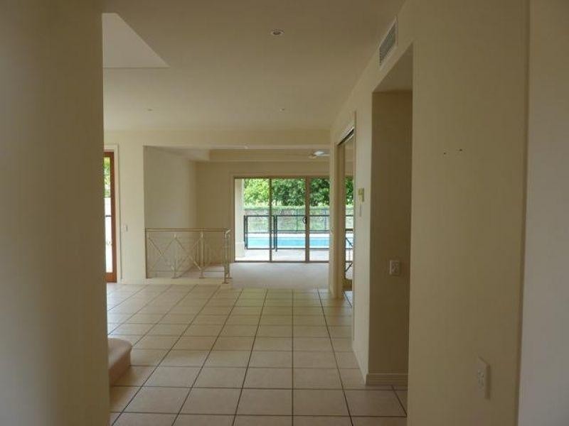 230/61 Noosa Springs Dr, Noosa Heads QLD 4567