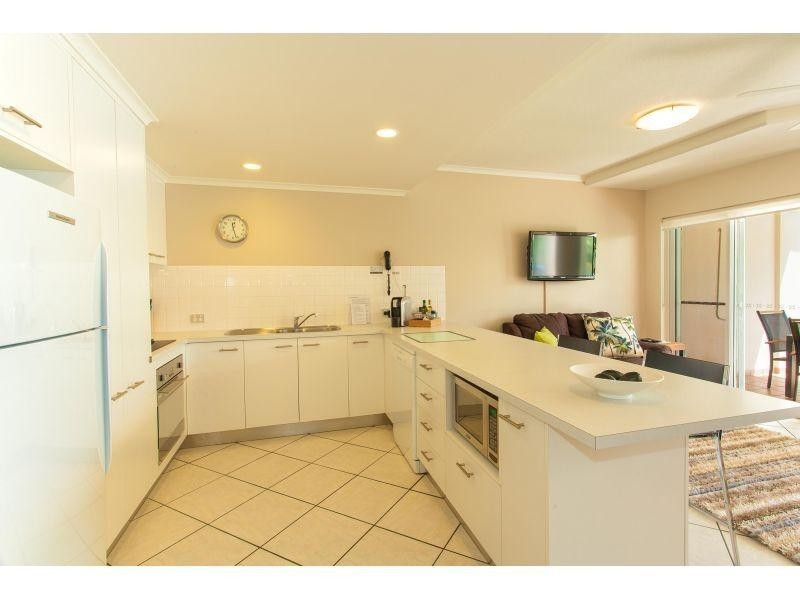 8/144 Noosa Parade, Noosaville QLD 4566