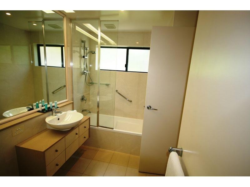 841/61 Noosa Springs Drive, Noosa Heads QLD 4567