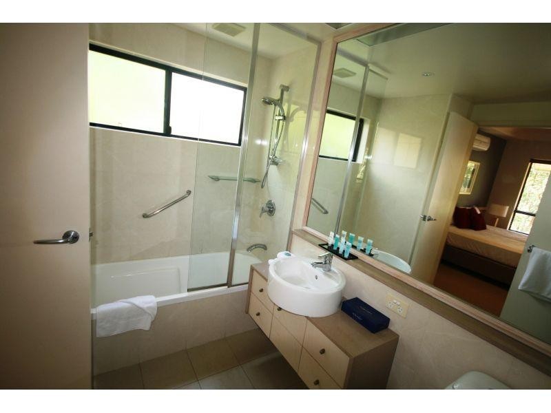 841/61 Noosa Springs Drive, Noosa Heads QLD 4567