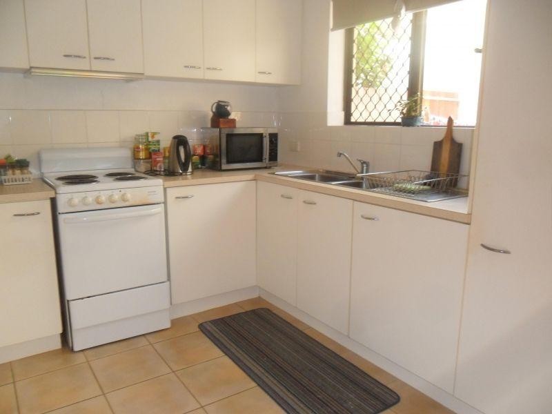 2/16 Hilton Terrace, Tewantin QLD 4565