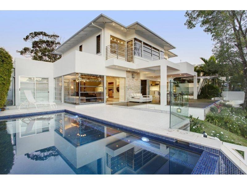 13 Wyuna Drive, Noosa Heads QLD 4567