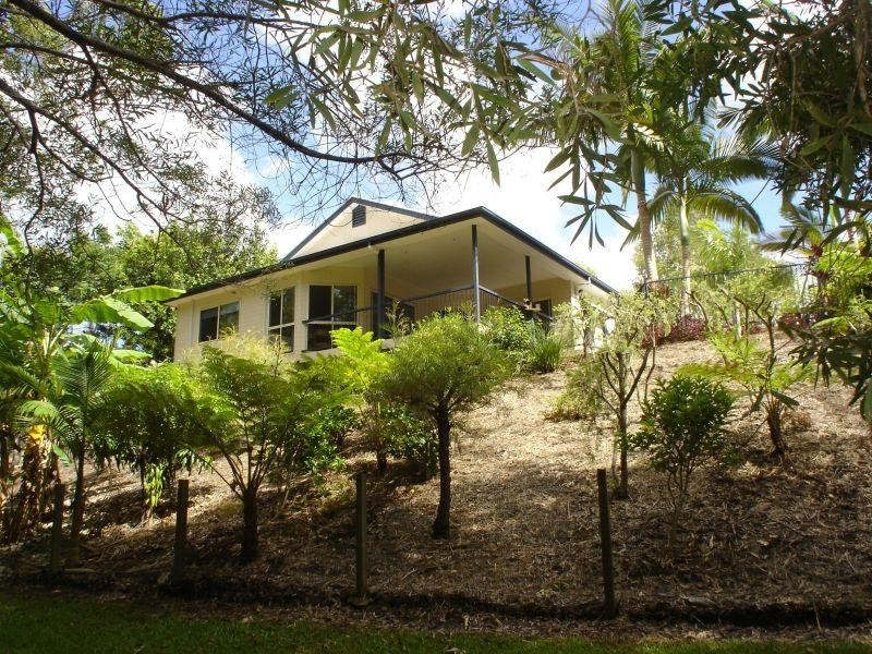 8 Dun Street, Tewantin QLD 4565