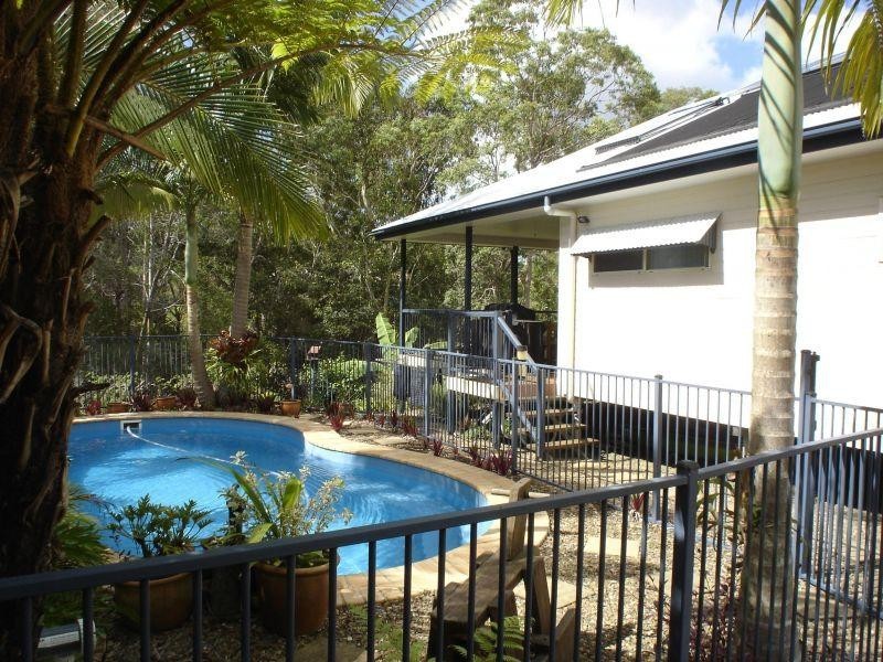 8 Dun Street, Tewantin QLD 4565