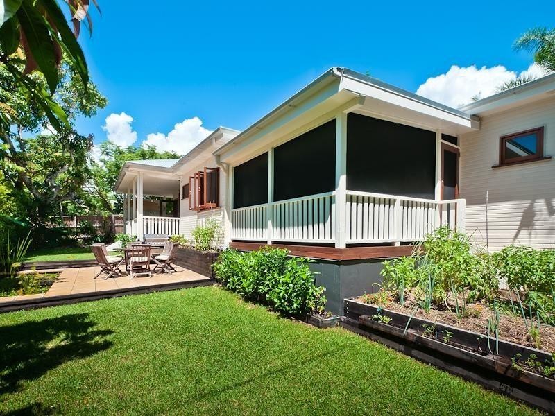 14 Sunrise Ave, Noosaville QLD 4566