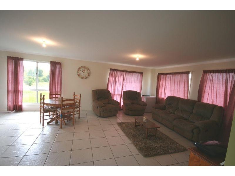 55 MacKenzie Road, Tamaree QLD 4570