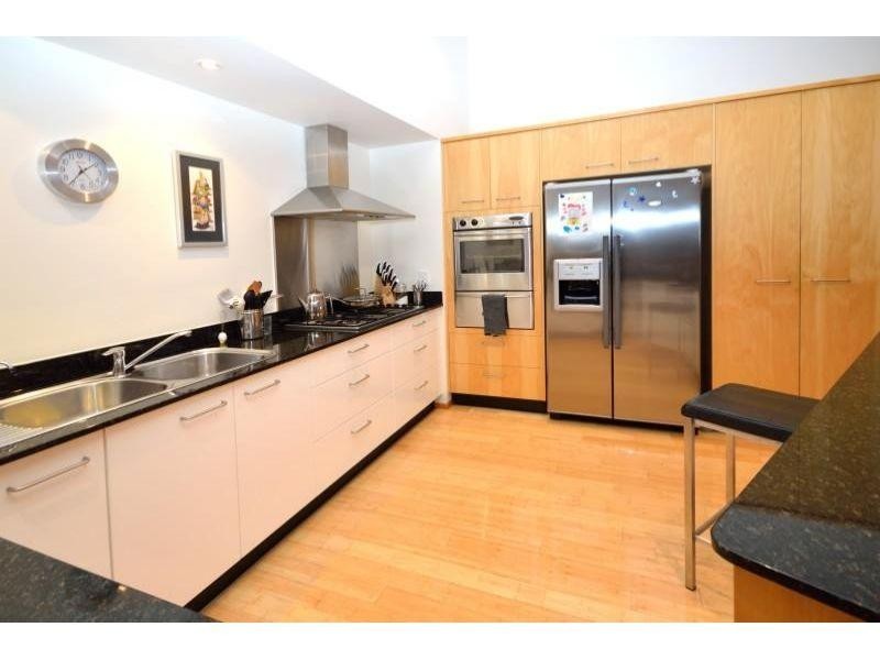 27 Creek Road, Noosaville QLD 4566