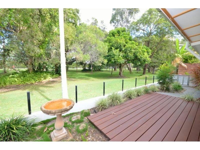 27 Creek Road, Noosaville QLD 4566
