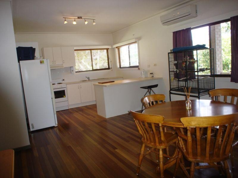 10  Hilton Terrace, Tewantin QLD 4565
