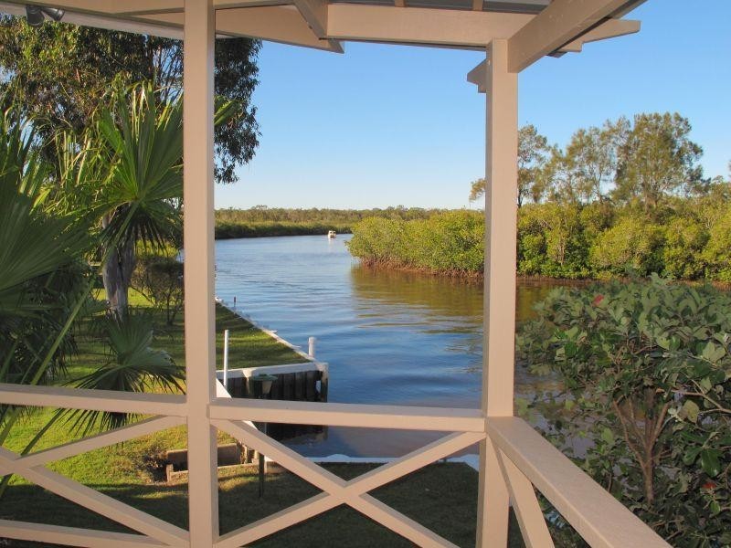 1 Noosa River Drive, Noosaville QLD 4566