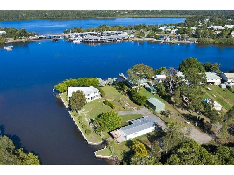 1 Noosa River Drive, Noosaville QLD 4566