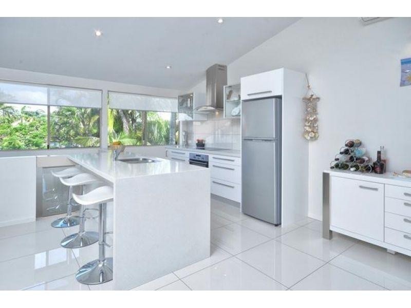 1/106 Noosa Parade, Noosa Heads QLD 4567