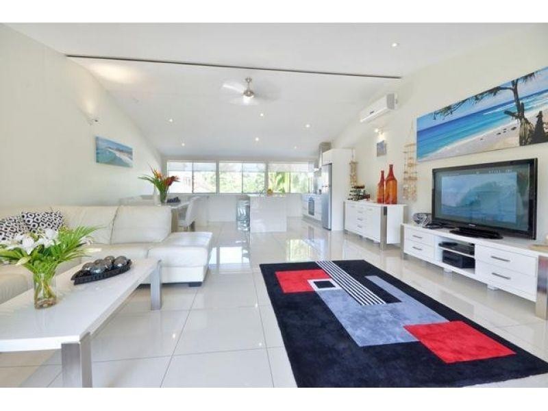 1/106 Noosa Parade, Noosa Heads QLD 4567